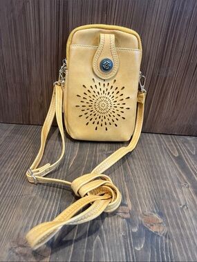 Aphison Cellphone Crossbody Bag